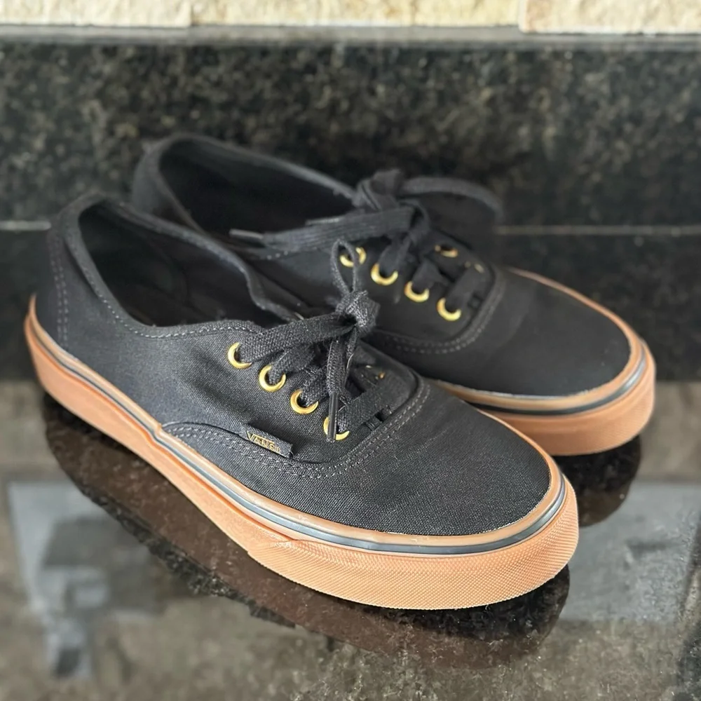 Brown Bottom Black Vans sneakers
Like new! Great condition! - Picture 1 of 7
